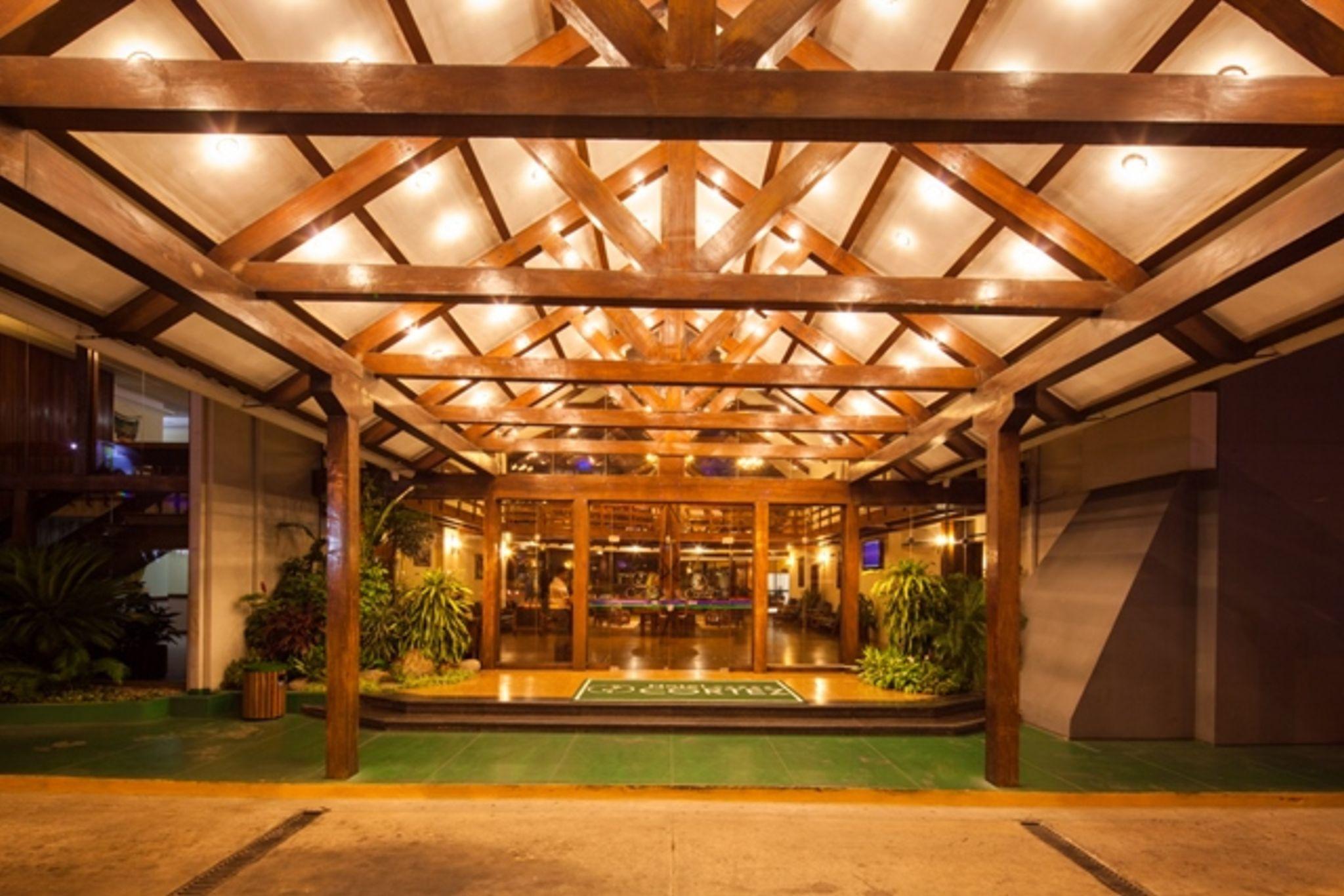 Hotel Cortez Санта Крус де ла Сиера Екстериор снимка