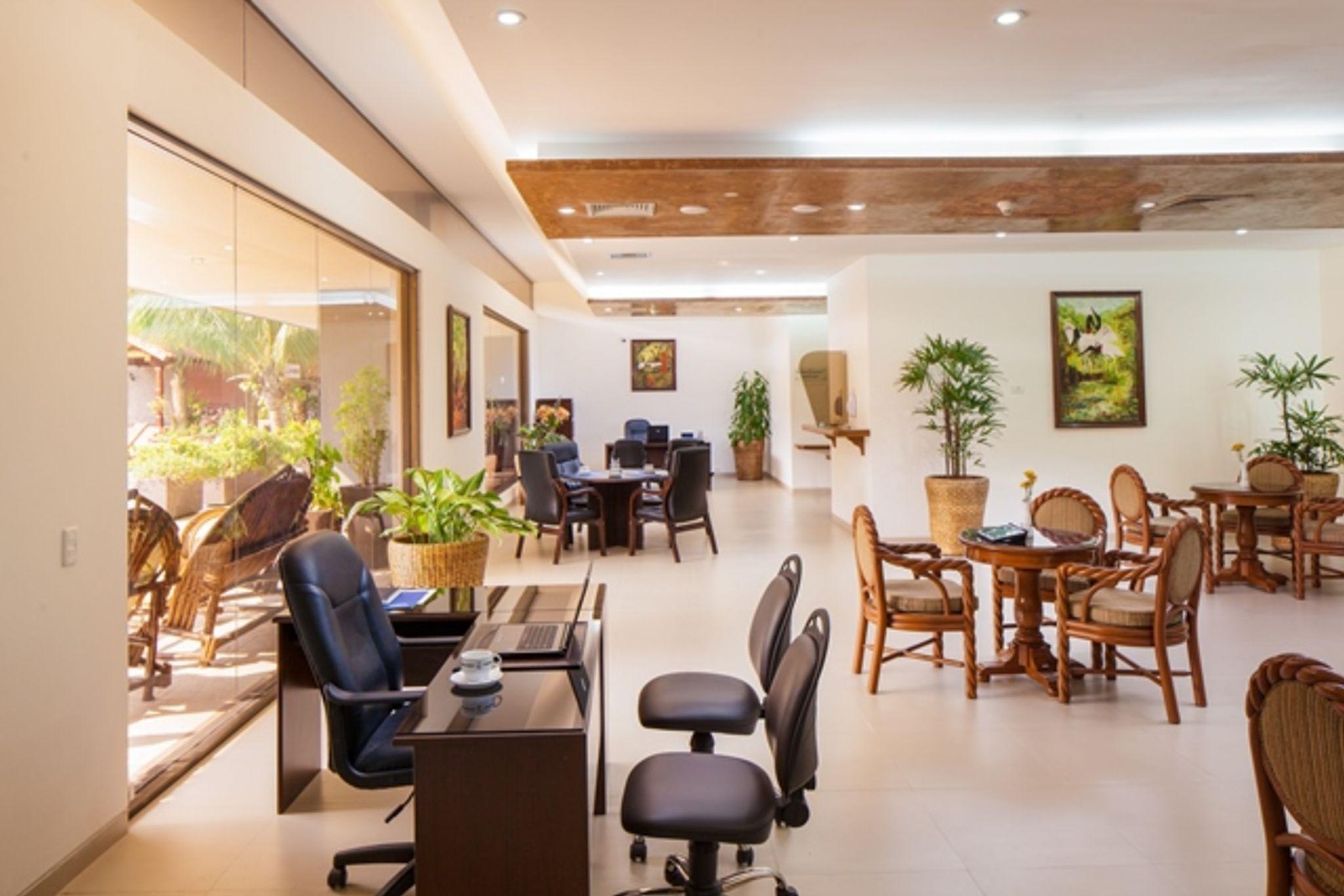 Hotel Cortez Санта Крус де ла Сиера Екстериор снимка
