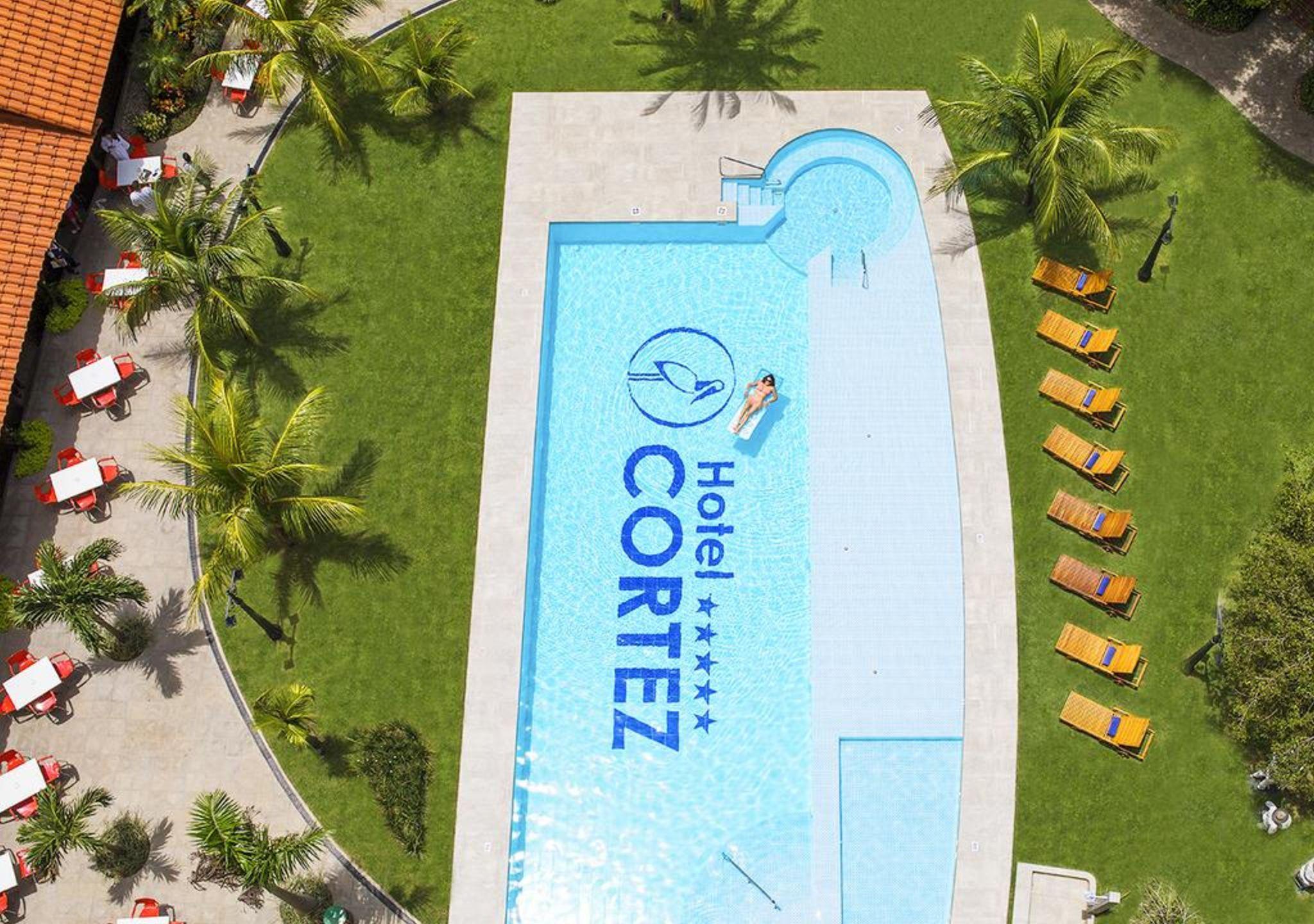 Hotel Cortez Санта Крус де ла Сиера Екстериор снимка